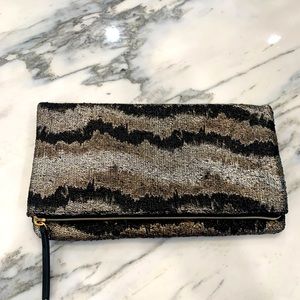 Stella and Dot Clutch